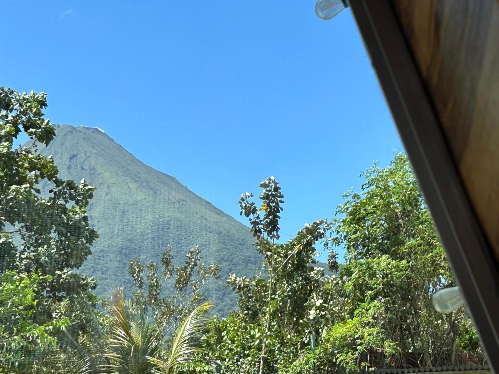 Iki Volcan Arenal With Jacuzzy Ла Фортуна Экстерьер фото